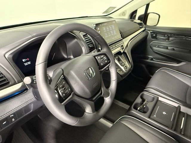 Used 2026 Honda Odyssey Touring image 16