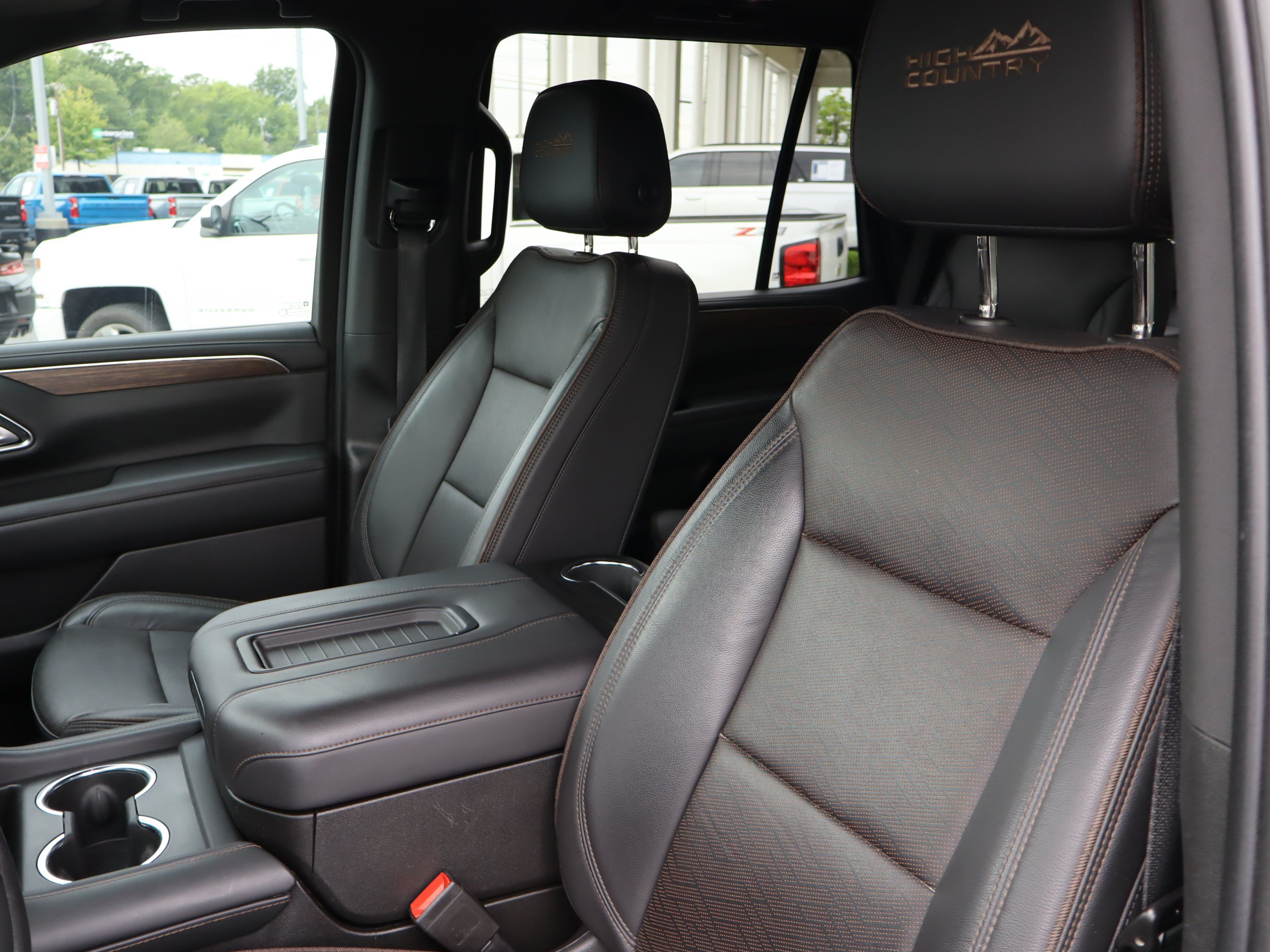 Used 2022 Chevrolet Tahoe High Country w/ Max Trailering Package AWD/4WD image 20