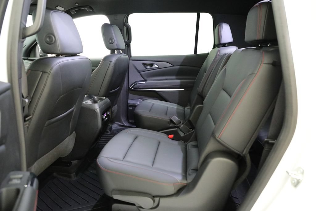Used 2024 Chevrolet Traverse Z71 w/ Enhanced Driving Package AWD/4WD image 7