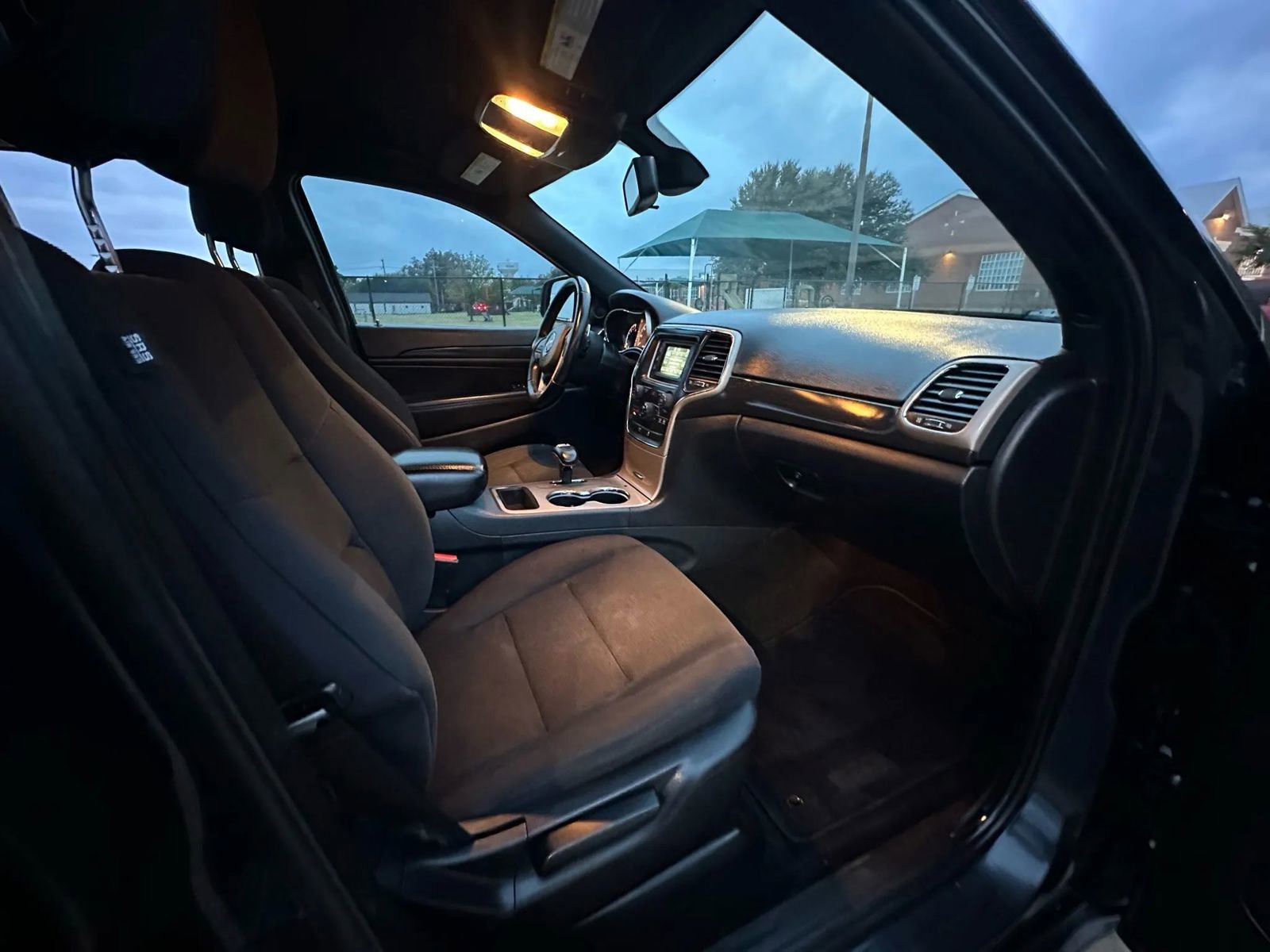 Used 2015 Jeep Grand Cherokee Laredo w/ Quick Order Package 23E image 20