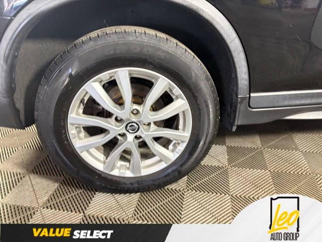 Used 2020 Nissan Rogue SV AWD/4WD image 25