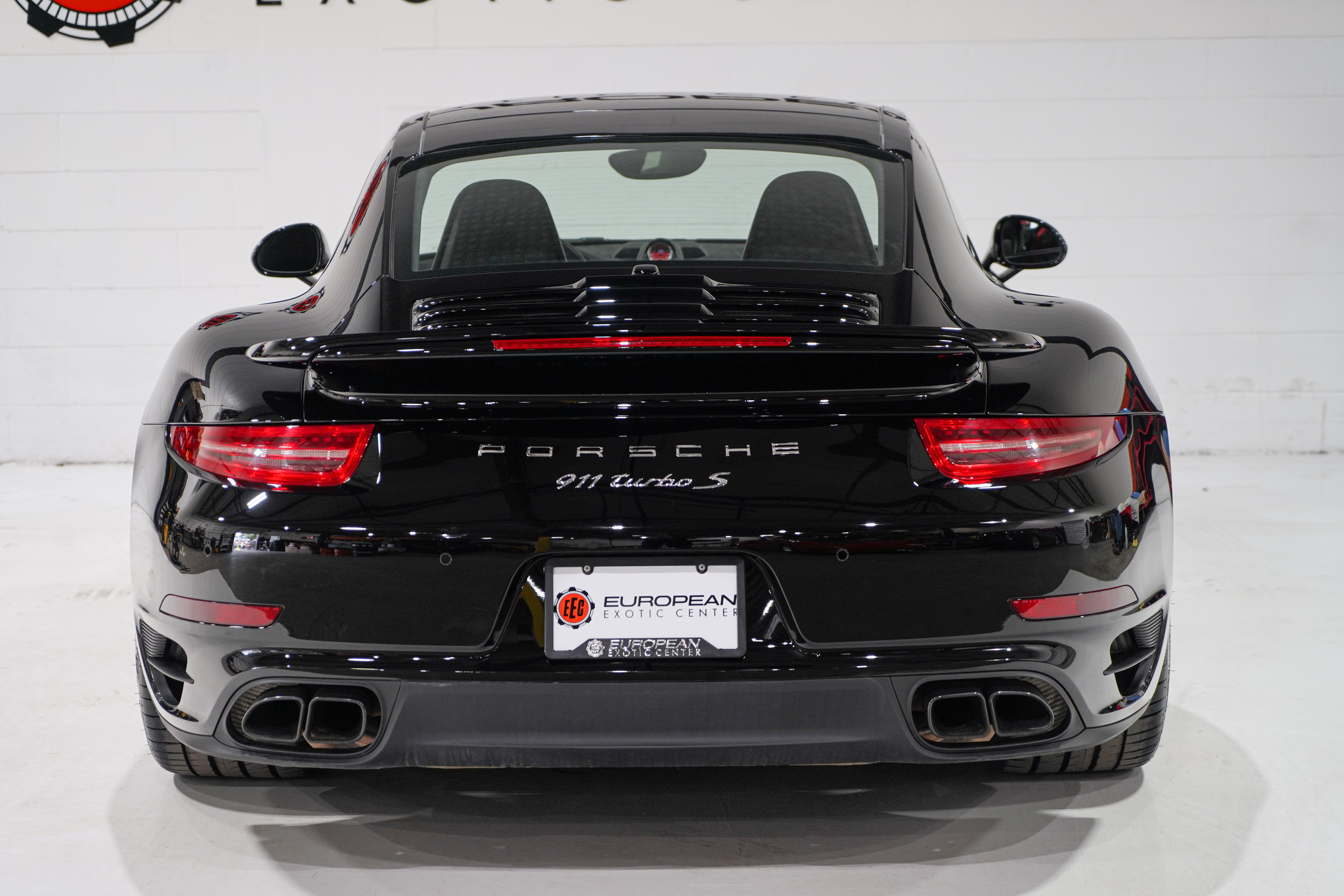 Used 2014 Porsche 911 Turbo S AWD/4WD image 3