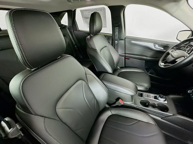 New 2026 Ford Escape Platinum w/ Premium Technology Package image 29