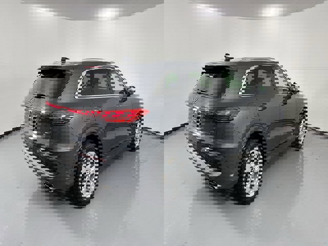 Used 2025 Audi Q5 Premium Plus w/ Premium Plus image 36