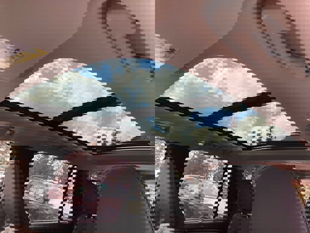 New 2026 Volvo XC90 B6 Ultra w/ Protection Package image 15