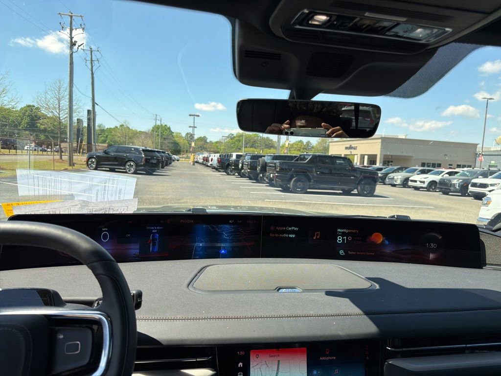 Used 2025 Lincoln Navigator Reserve w/ Jet Appearance Package image 24