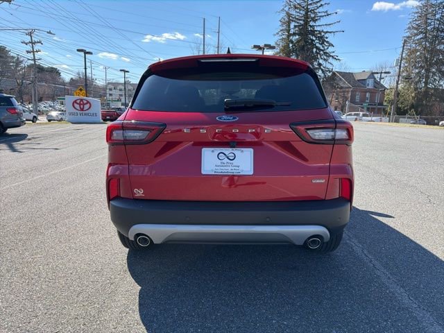 Used 2025 Ford Escape SE image 7