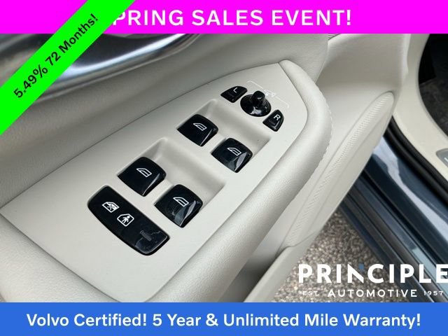 Certified 2023 Volvo XC90 B5 Plus AWD/4WD image 28