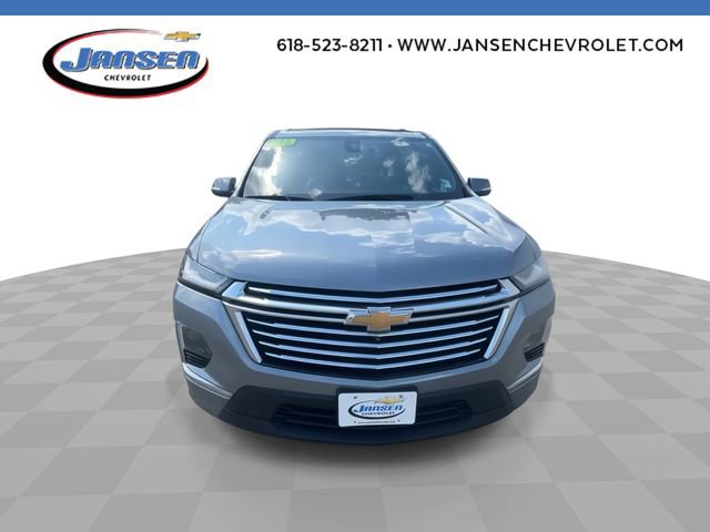 Used 2023 Chevrolet Traverse Premier FWD image 3