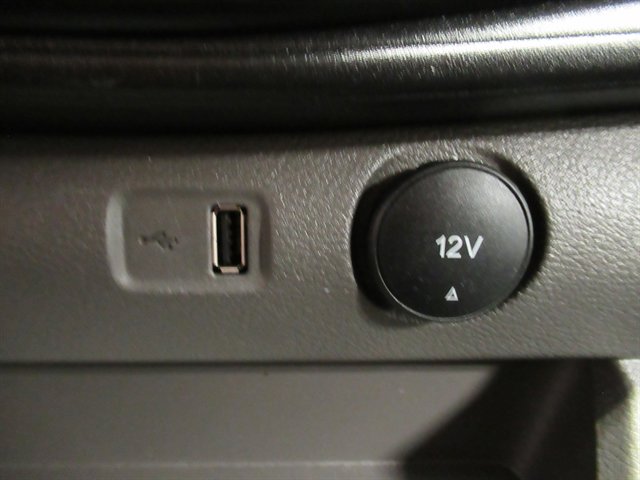 Used 2023 Ford Transit 250 Low Roof AWD image 29