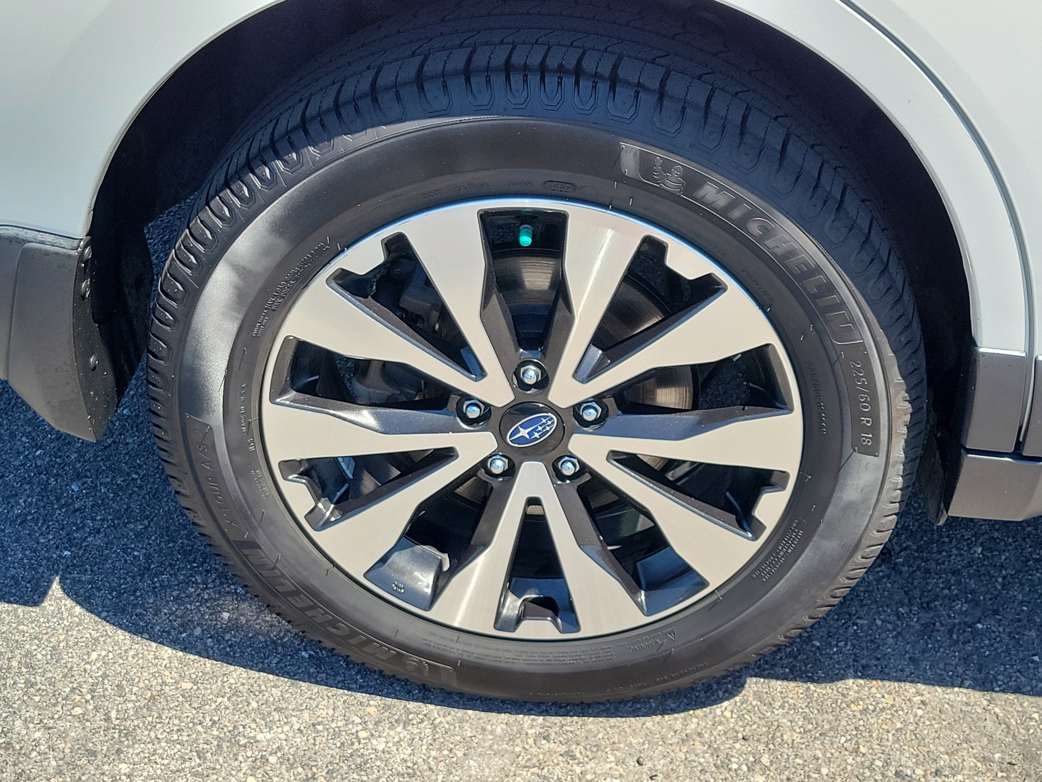 Used 2016 Subaru Outback 2.5i Limited image 10