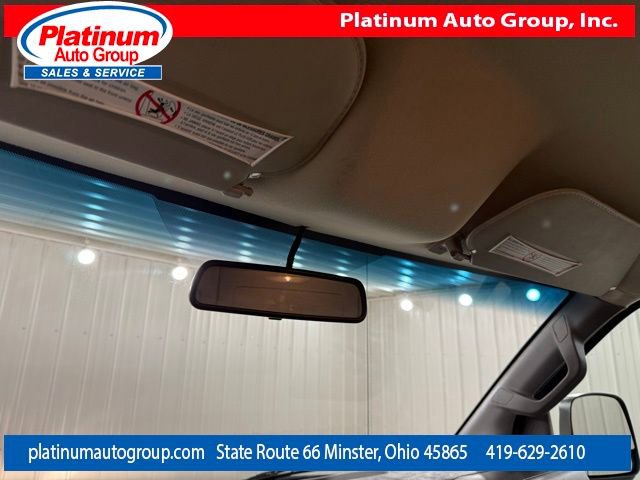 Used 2017 Chevrolet Express 3500 Extended image 23