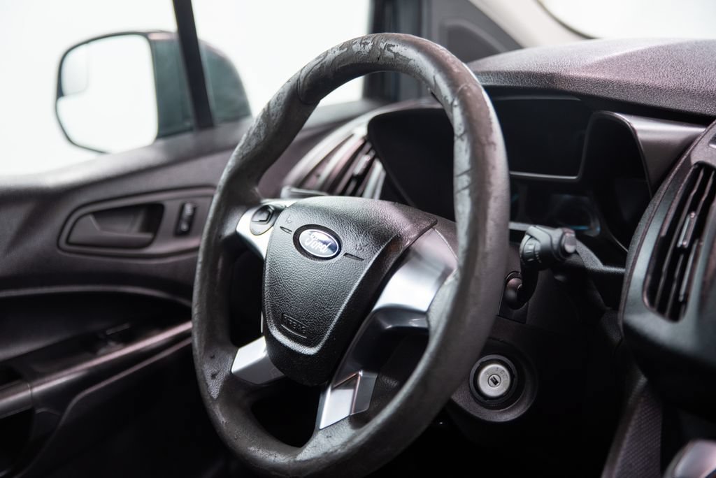 Used 2017 Ford Transit Connect XL FWD image 16