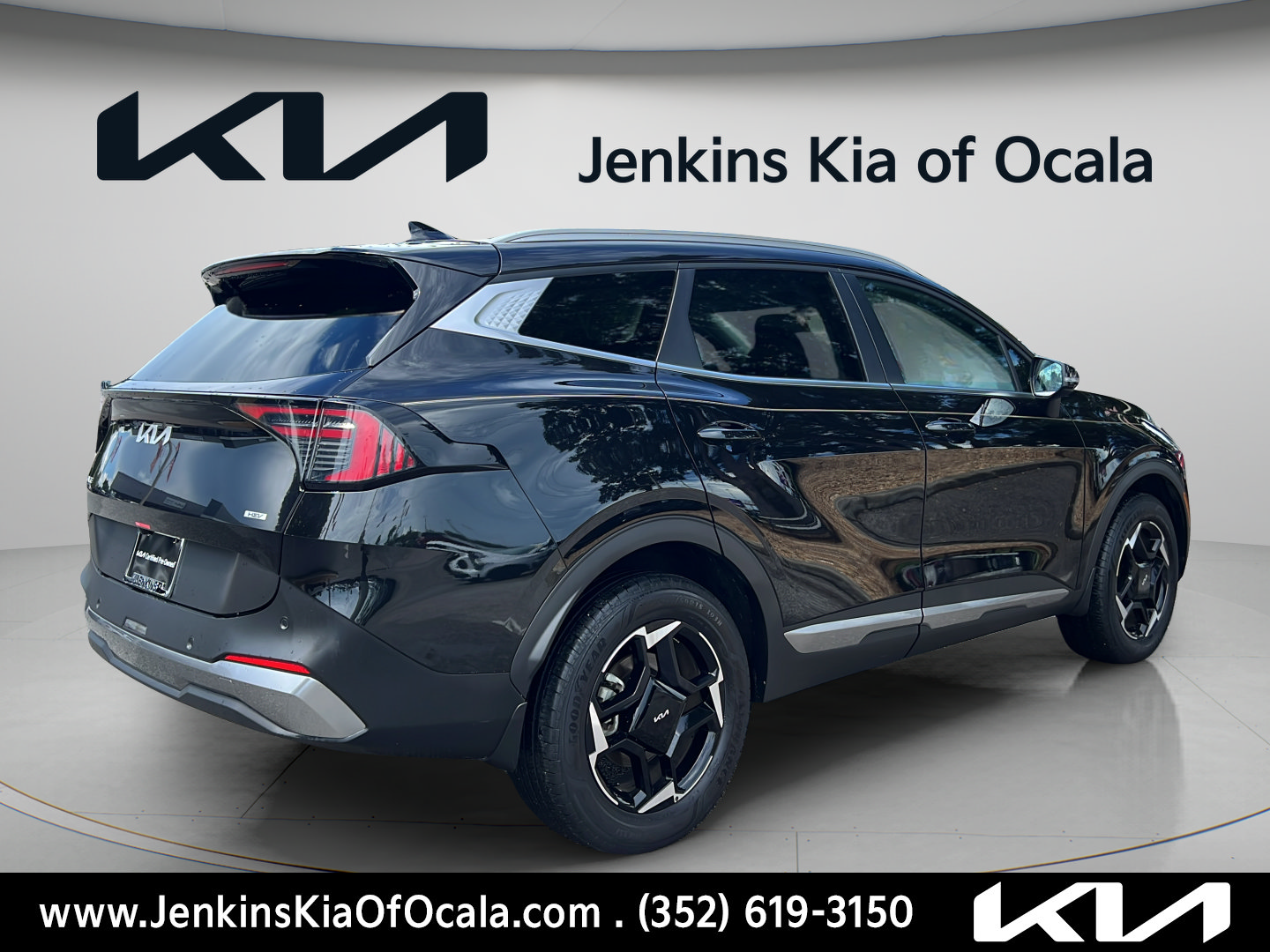 Certified 2026 Kia Sportage EX AWD/4WD image 3