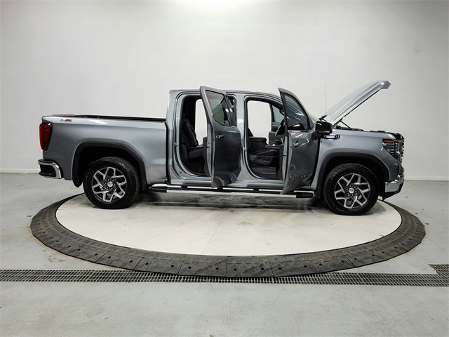 Used 2023 GMC Sierra 1500 SLT w/ SLT Premium Package image 16