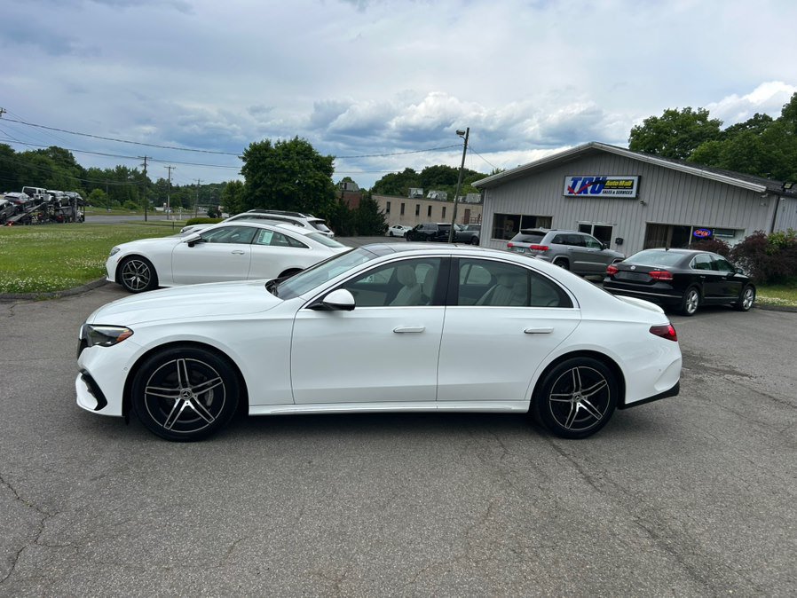 Used 2024 Mercedes-Benz E 450 4MATIC Sedan image 3