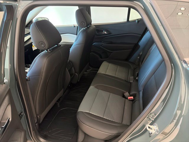 New 2026 Chevrolet Trax LT w/ Driver Confidence Package FWD image 11