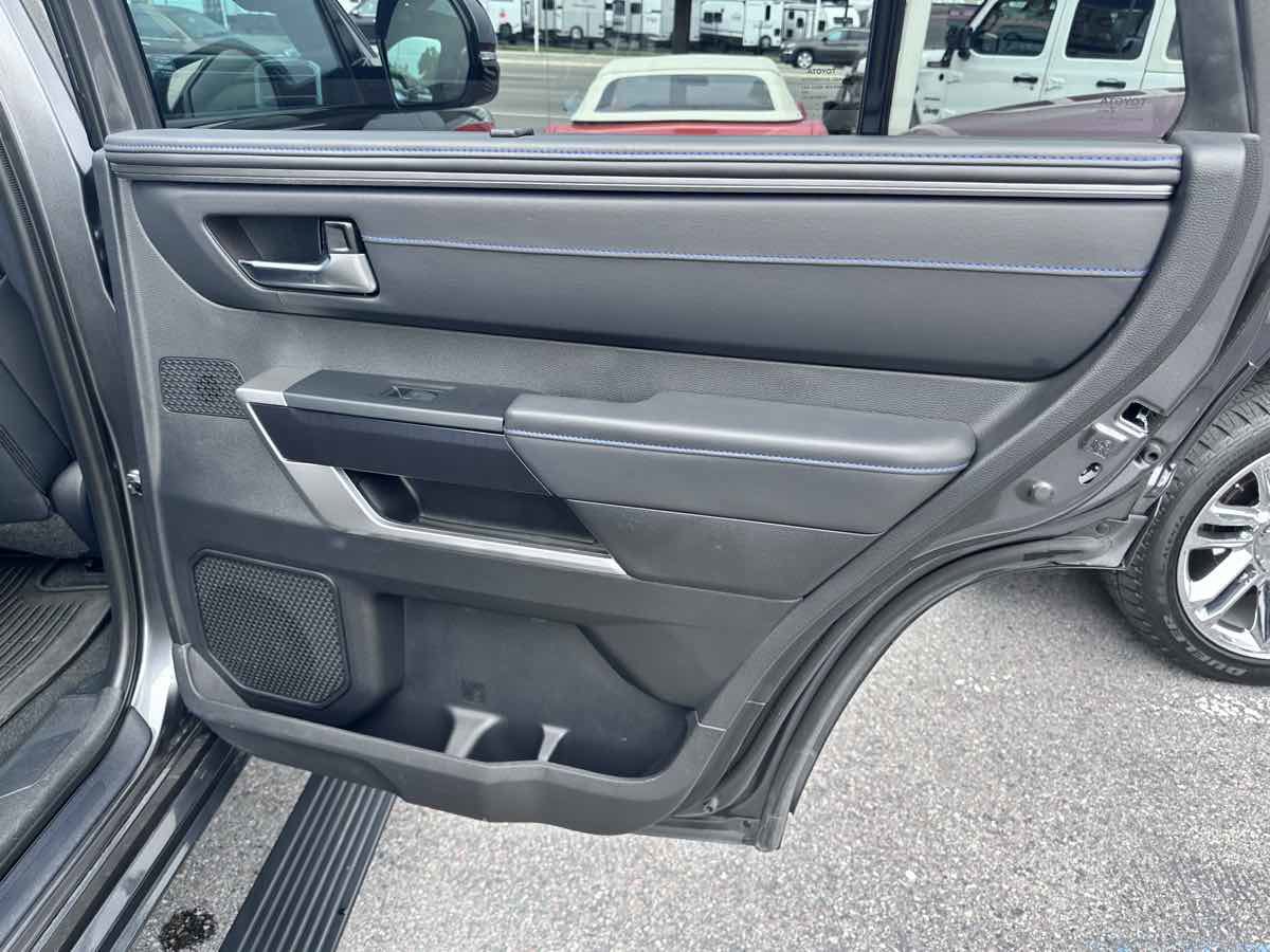 Used 2024 Toyota Sequoia Platinum image 24