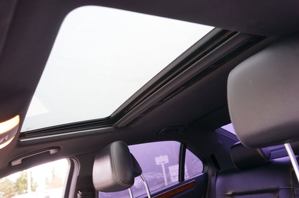 Used 2014 Mercedes-Benz E 350 Sedan image 23