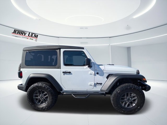 Used 2025 Jeep Wrangler Sport S image 29