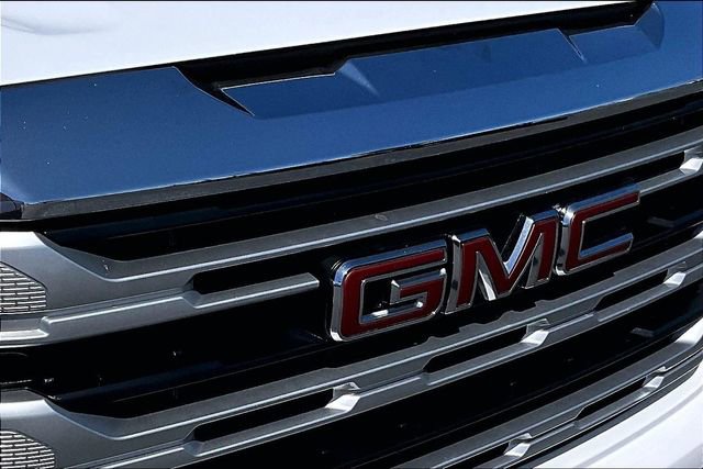 Used 2023 GMC Sierra 1500 SLE image 34