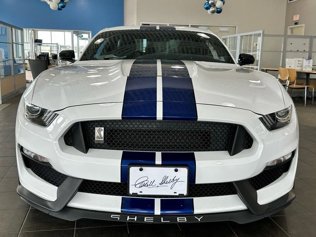 Used 2016 Ford Mustang Shelby GT350 w/ Technology Package image 2
