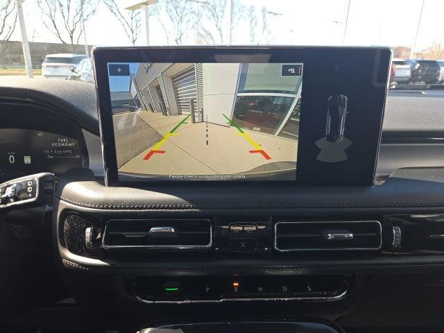 Certified 2022 Lincoln Nautilus AWD w/ Premium Package image 35