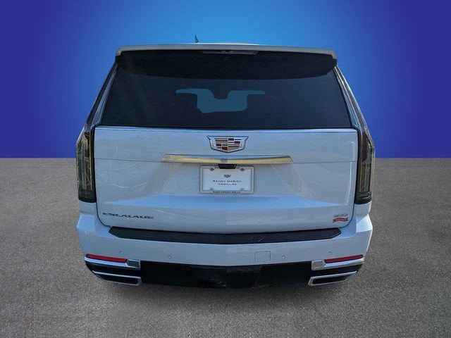 New 2026 Cadillac Escalade Luxury w/ Touring Package AWD/4WD image 4