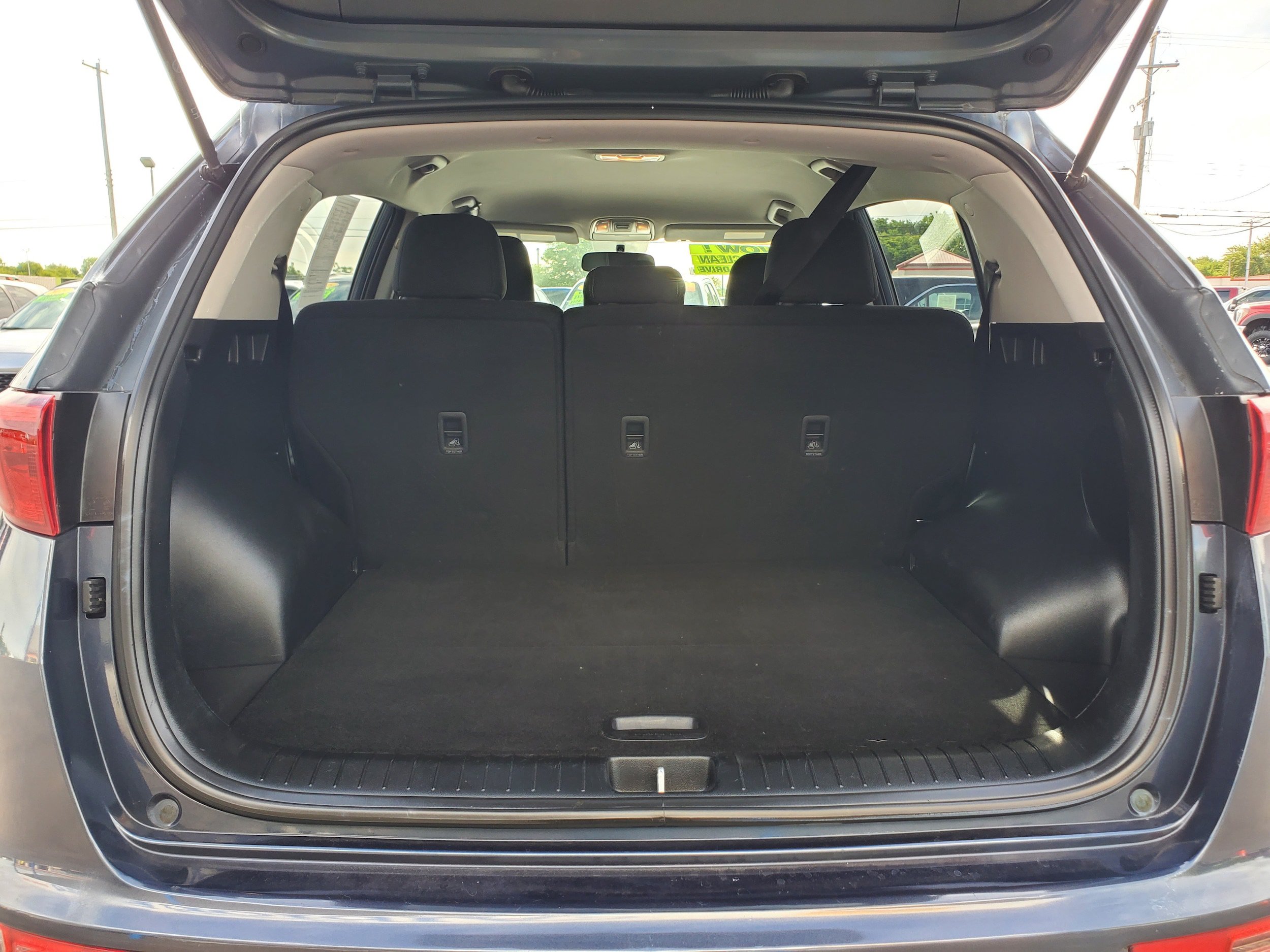 Used 2018 Kia Sportage LX AWD/4WD image 27