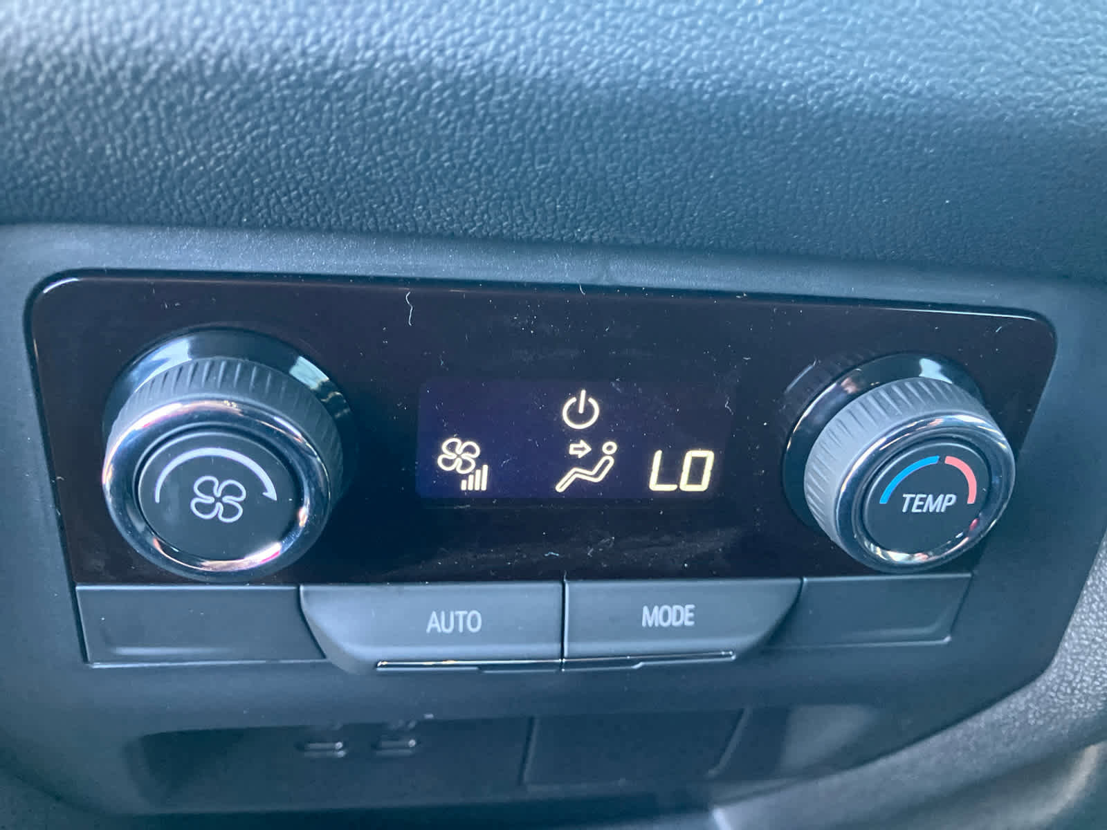 New 2026 Chevrolet Traverse LT AWD/4WD image 33