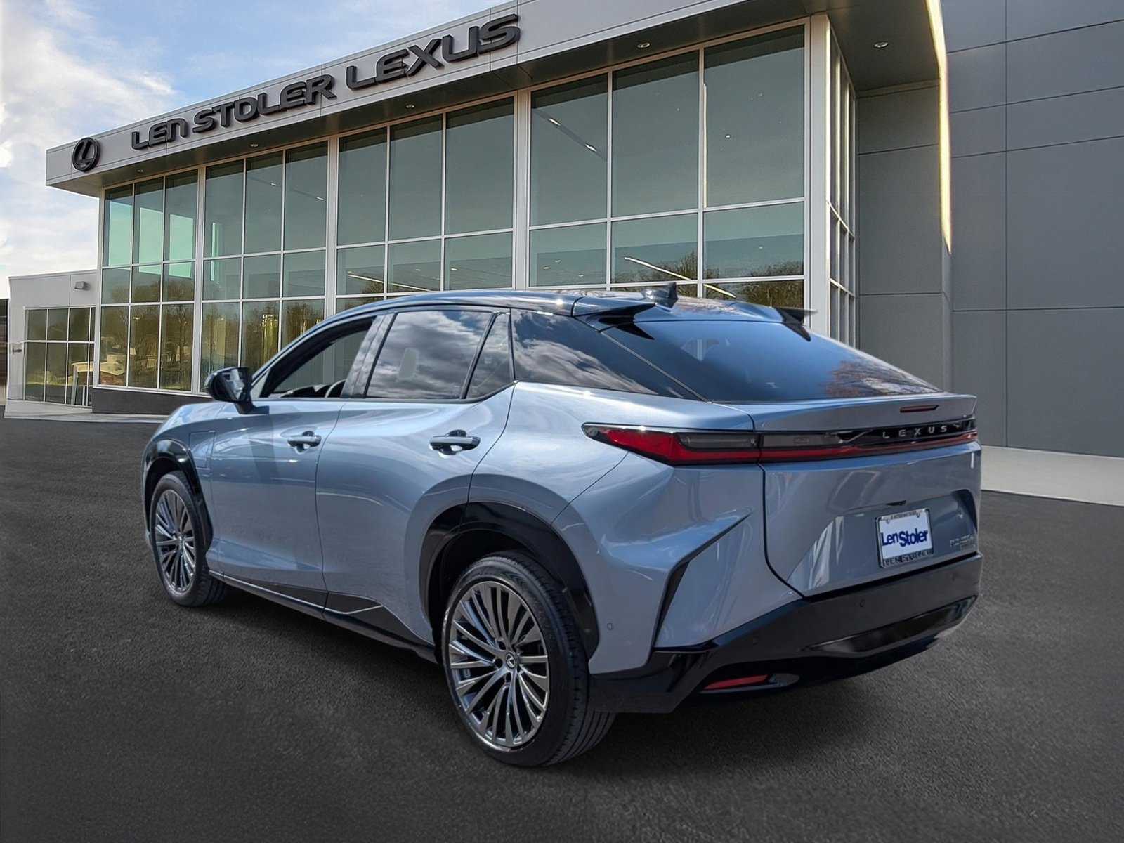 Used 2023 Lexus RZ 450e Premium w/ Cold Area Package image 5