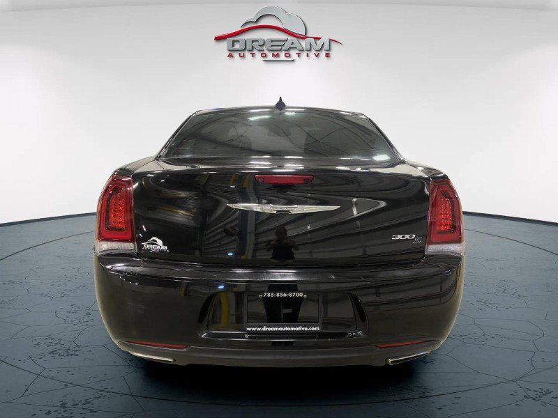 Used 2019 Chrysler 300 S RWD image 14