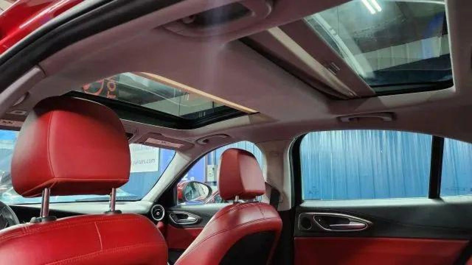 Used 2017 Alfa Romeo Giulia Ti image 24