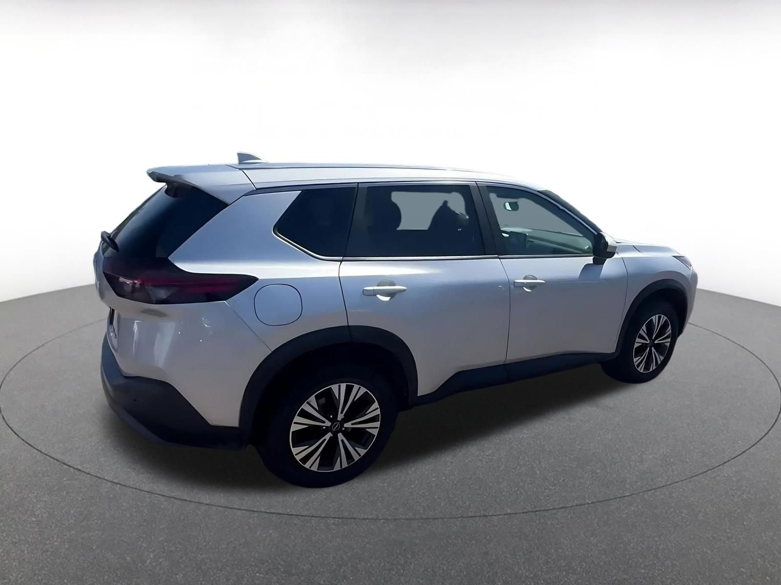 Used 2023 Nissan Rogue SV AWD/4WD image 15