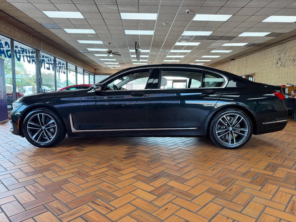 Used 2020 BMW 750i xDrive w/ Executive Package AWD/4WD image 5