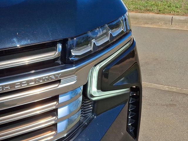 Used 2023 Chevrolet Tahoe High Country AWD/4WD image 9