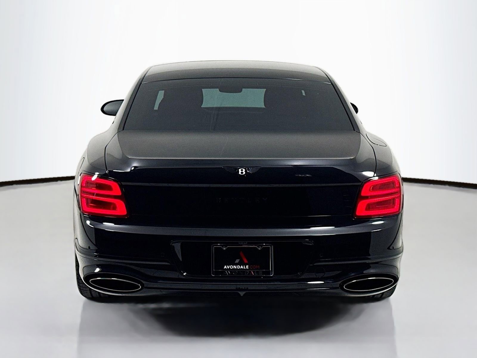 Certified 2025 Bentley Flying Spur Plug-In Hybrid image 6