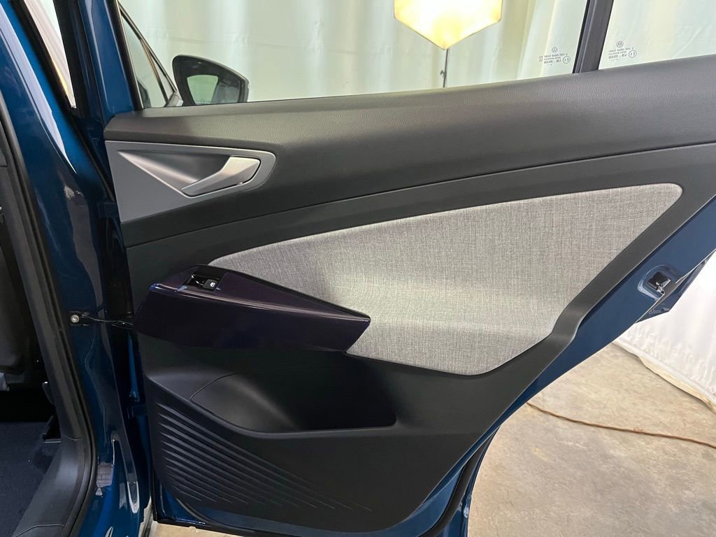 New 2026 Volkswagen ID.4 Pro image 22
