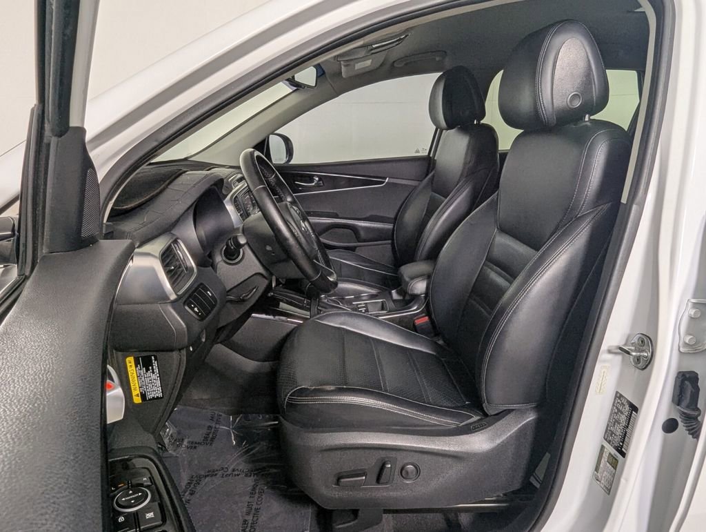 Used 2016 Kia Sorento EX FWD image 12
