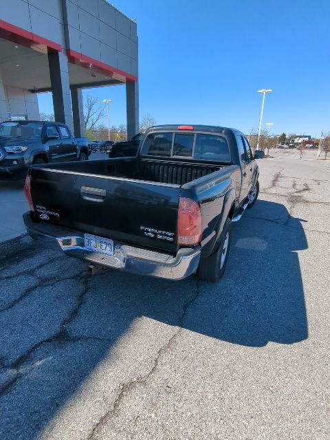 Used 2006 Toyota Tacoma PreRunner image 6