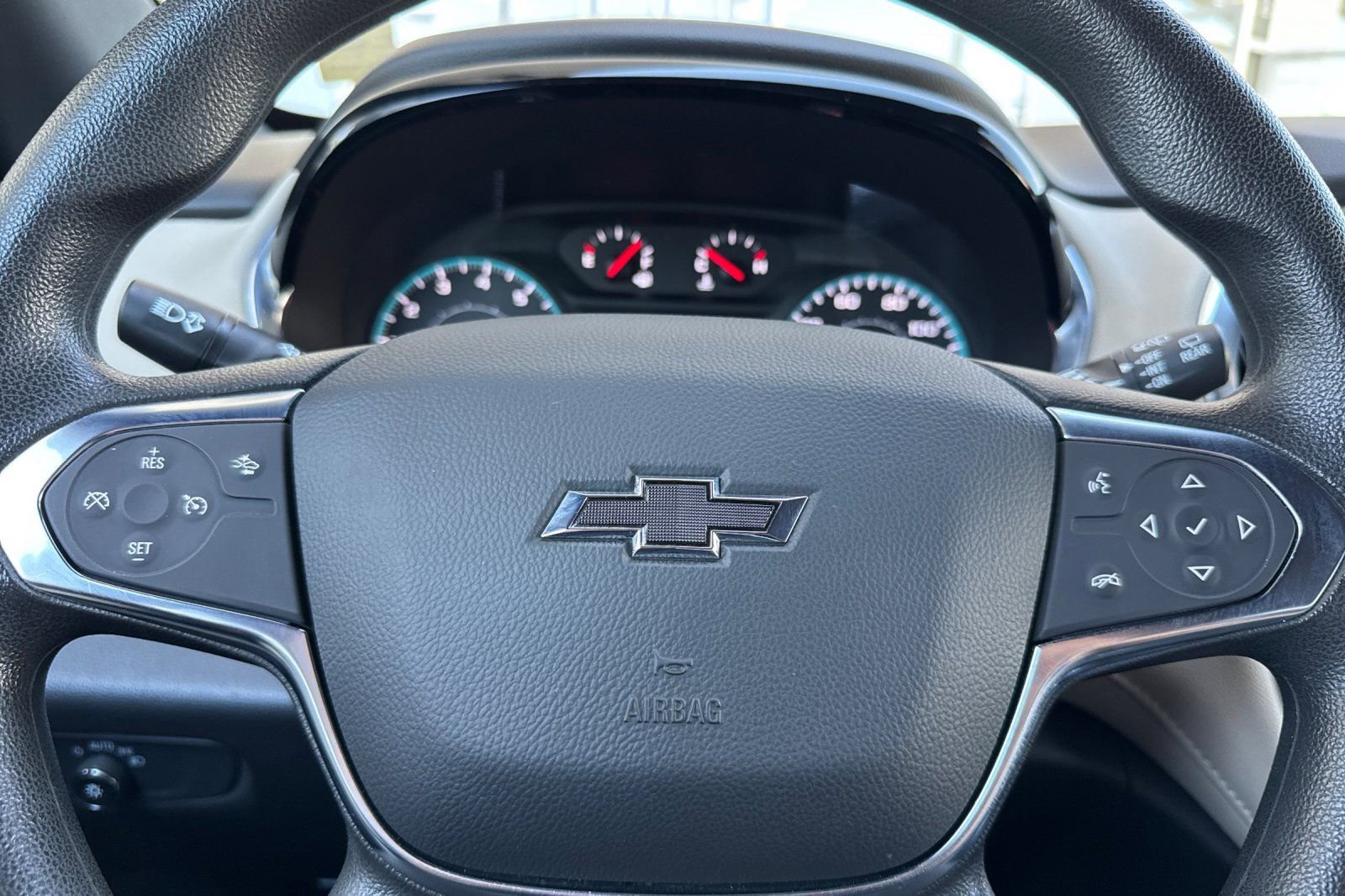 Used 2022 Chevrolet Traverse LS w/ Midnight/Sport Edition image 26