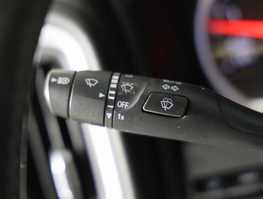 Used 2020 Chevrolet Silverado 1500 High Country w/ Technology Package image 23