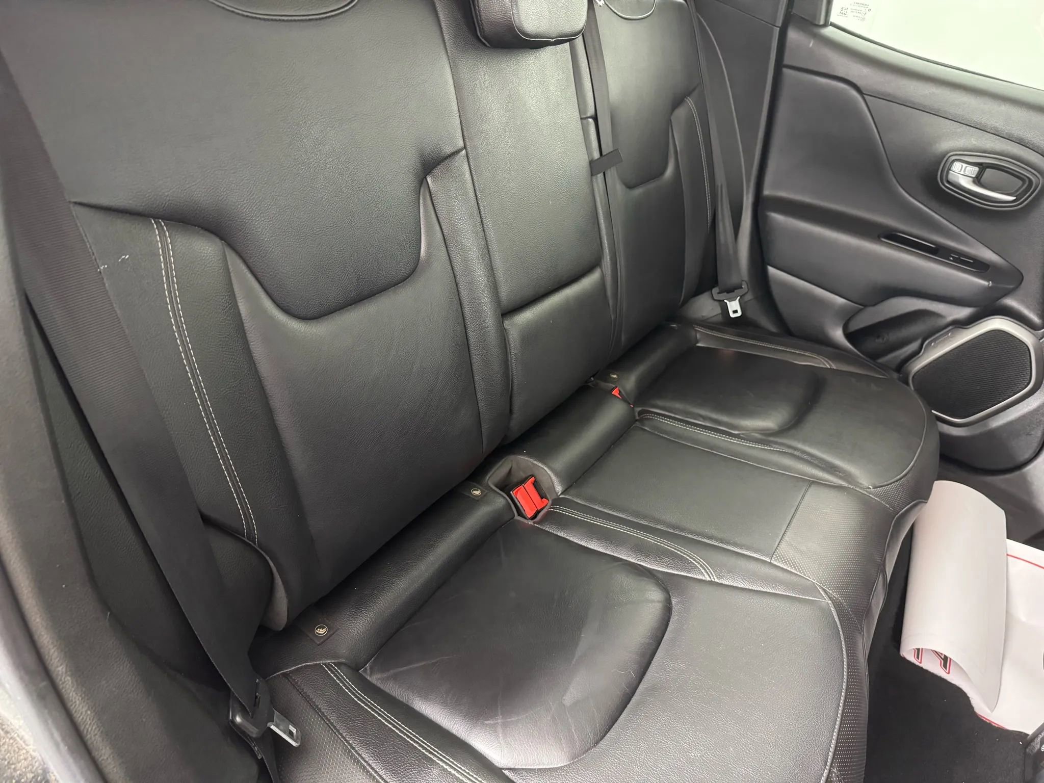 Used 2019 Jeep Renegade Limited w/ UConnect 8.4 Nav Group image 35