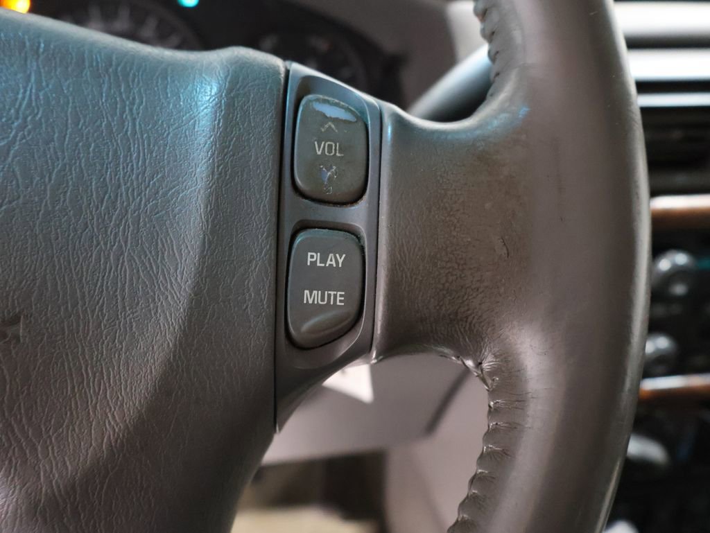 Used 2002 Oldsmobile Silhouette GLS w/ Towing Pkg image 26