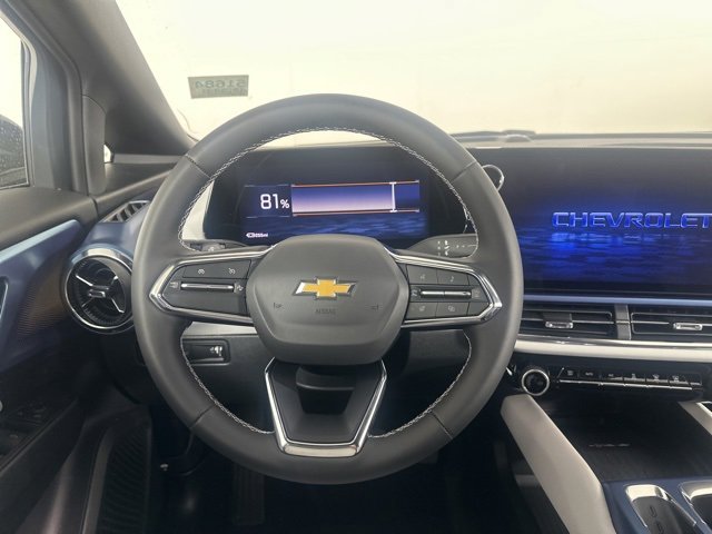New 2026 Chevrolet Equinox EV LT image 18