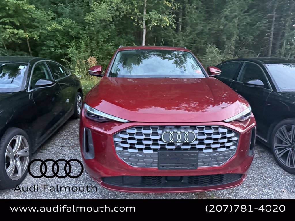 Used 2025 Audi Q5 Premium Plus AWD/4WD image 2