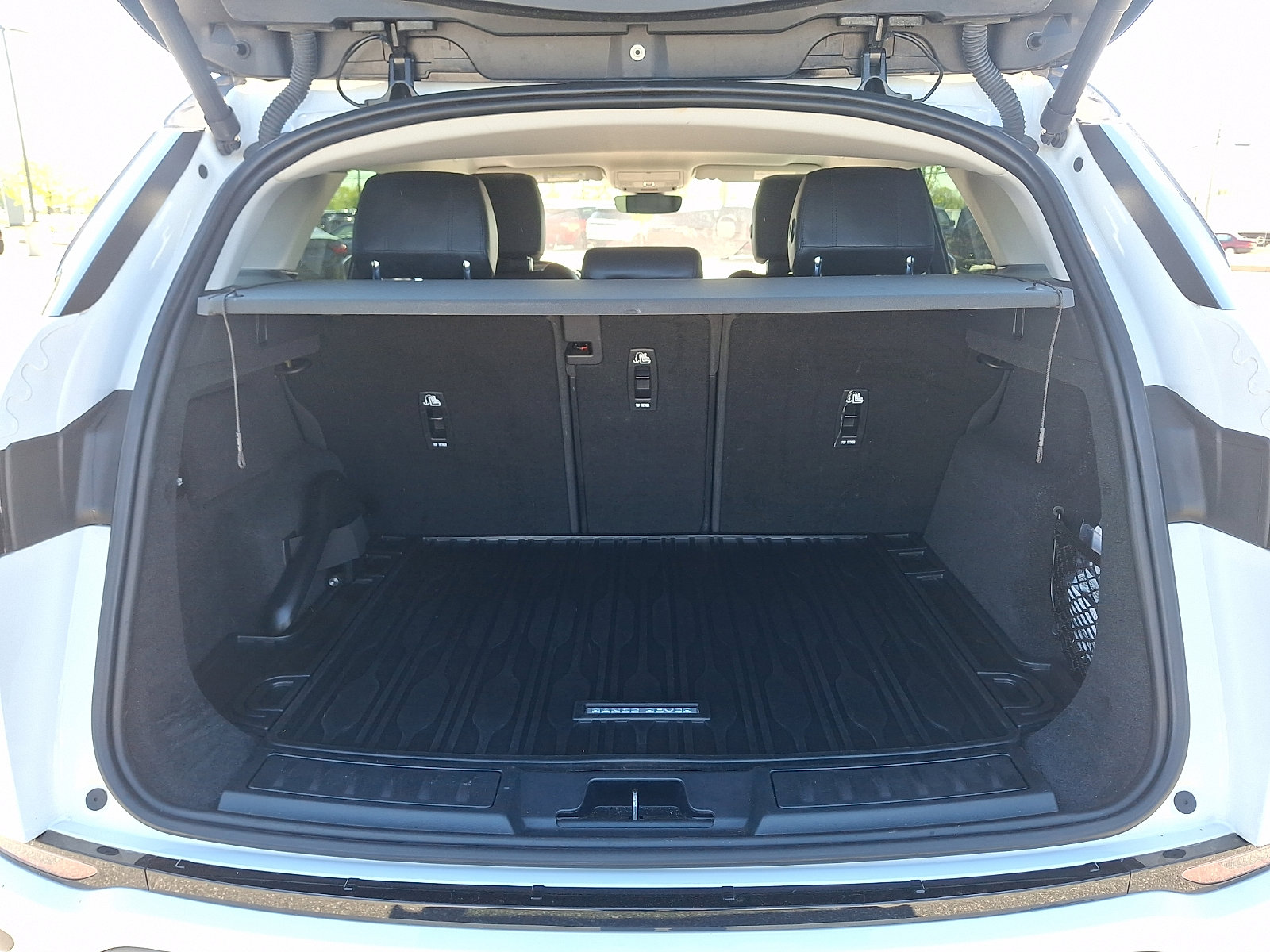 Used 2020 Land Rover Range Rover Evoque S image 30