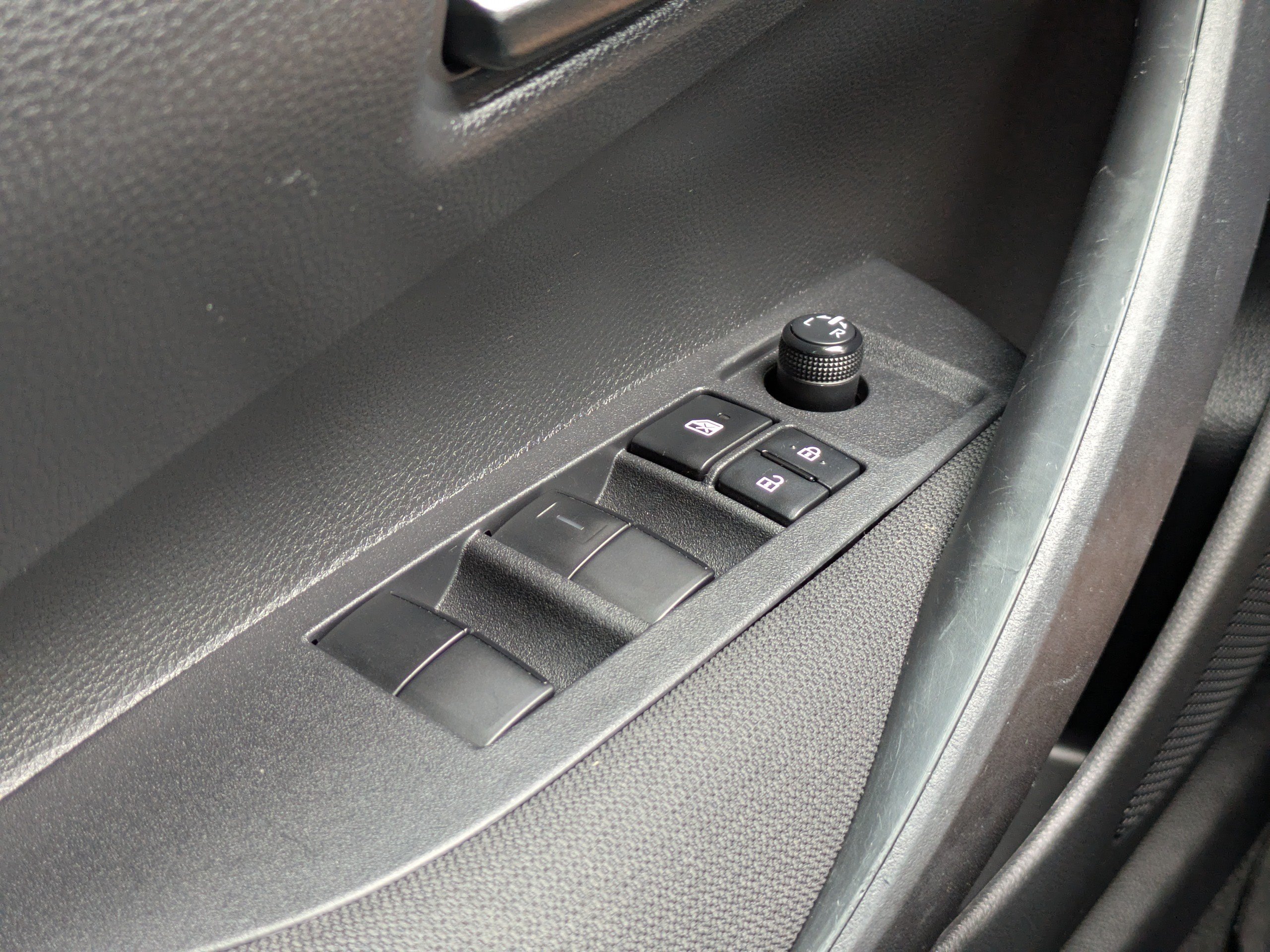 Used 2023 Toyota Corolla LE FWD image 24