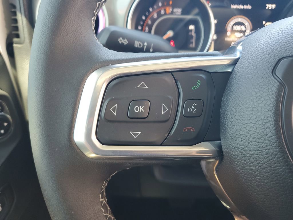 Used 2023 Jeep Gladiator Overland w/ Trailer Tow Package image 18