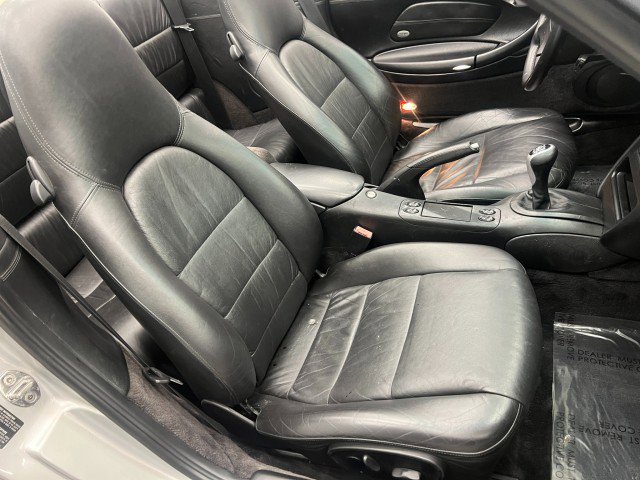 Used 2000 Porsche 911 Cabriolet image 16